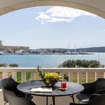 By The Sea Seget Donji, - 23134 Appartement *