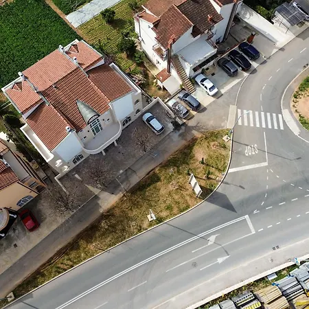 By The Sea Seget Donji, - 23134 *