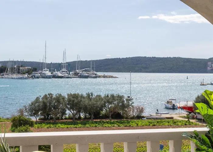 Apartment By The Sea Seget Donji, - 23134 *