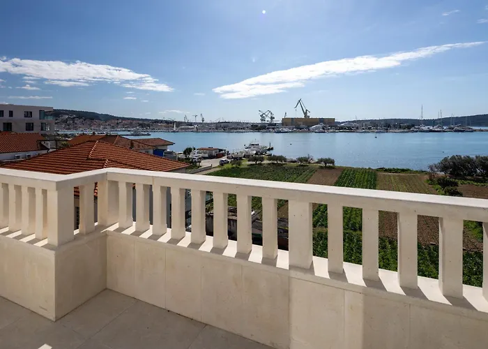 By The Sea Seget Donji, - 23134 Apartment Trogir