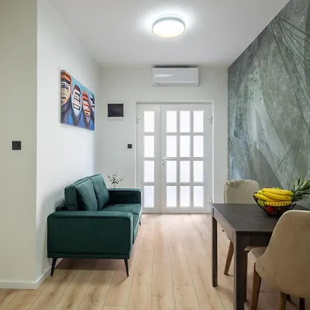Apartamento By The Sea Seget Donji, - 23134 *